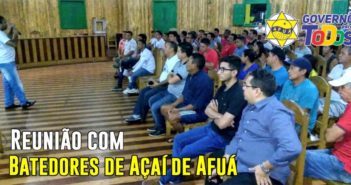 Reunião com batedores de Açaí